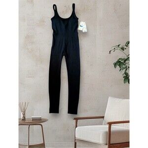 Vuori Women’s Halo Essential Jumpsuit Color Black Heather Sz Small New $128